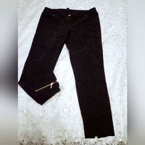 Lace pattern gold zipper ankle pant